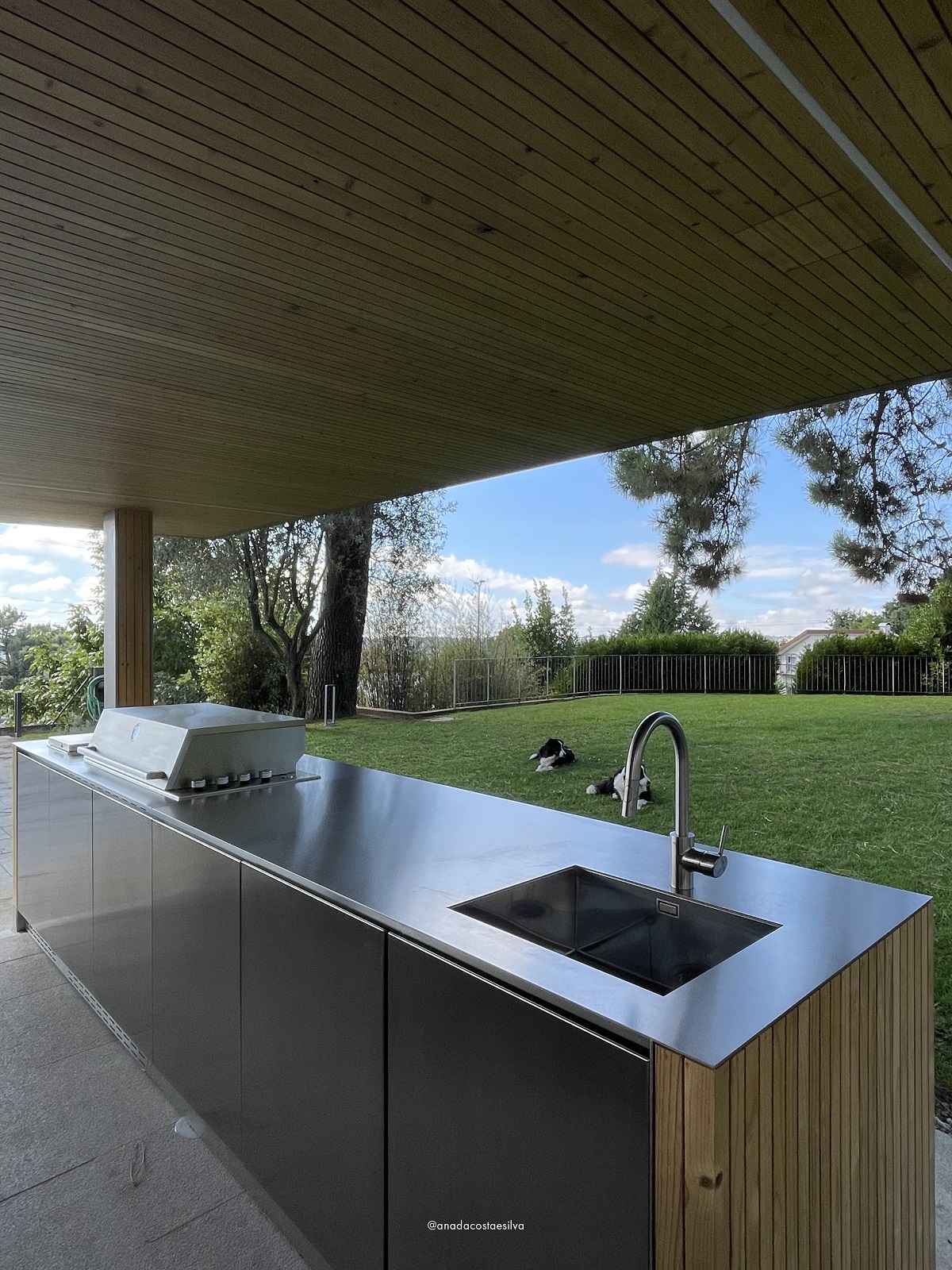 IGH House_004-9410359211
